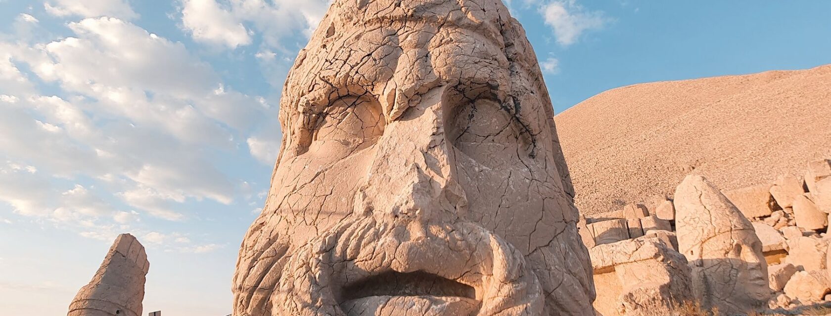 Uçaklı GAP Turu: Gaziantep, Nemrut, Göbeklitepe ve Mardin