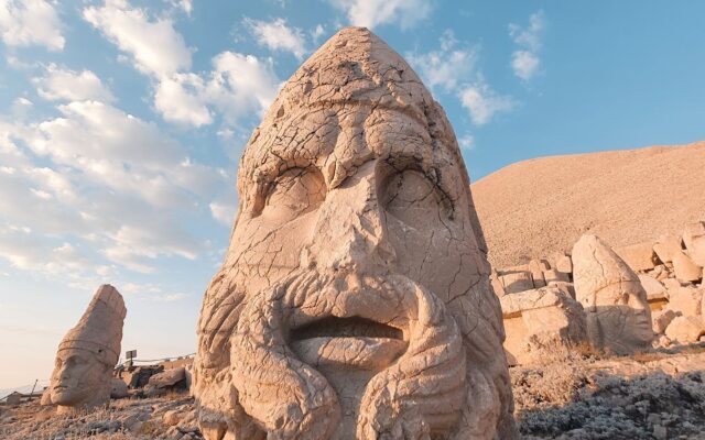 Uçaklı GAP Turu: Gaziantep, Nemrut, Göbeklitepe ve Mardin